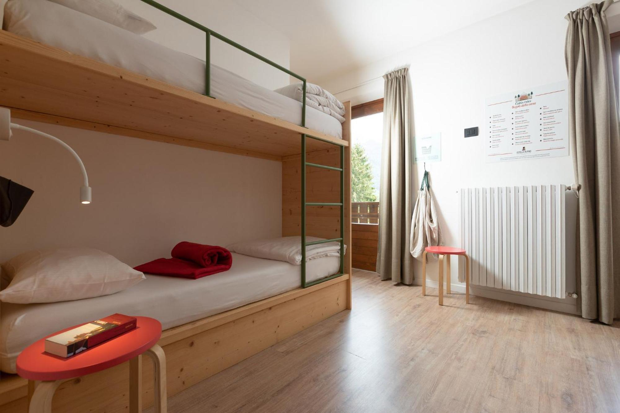 Alpino Hotel 2*