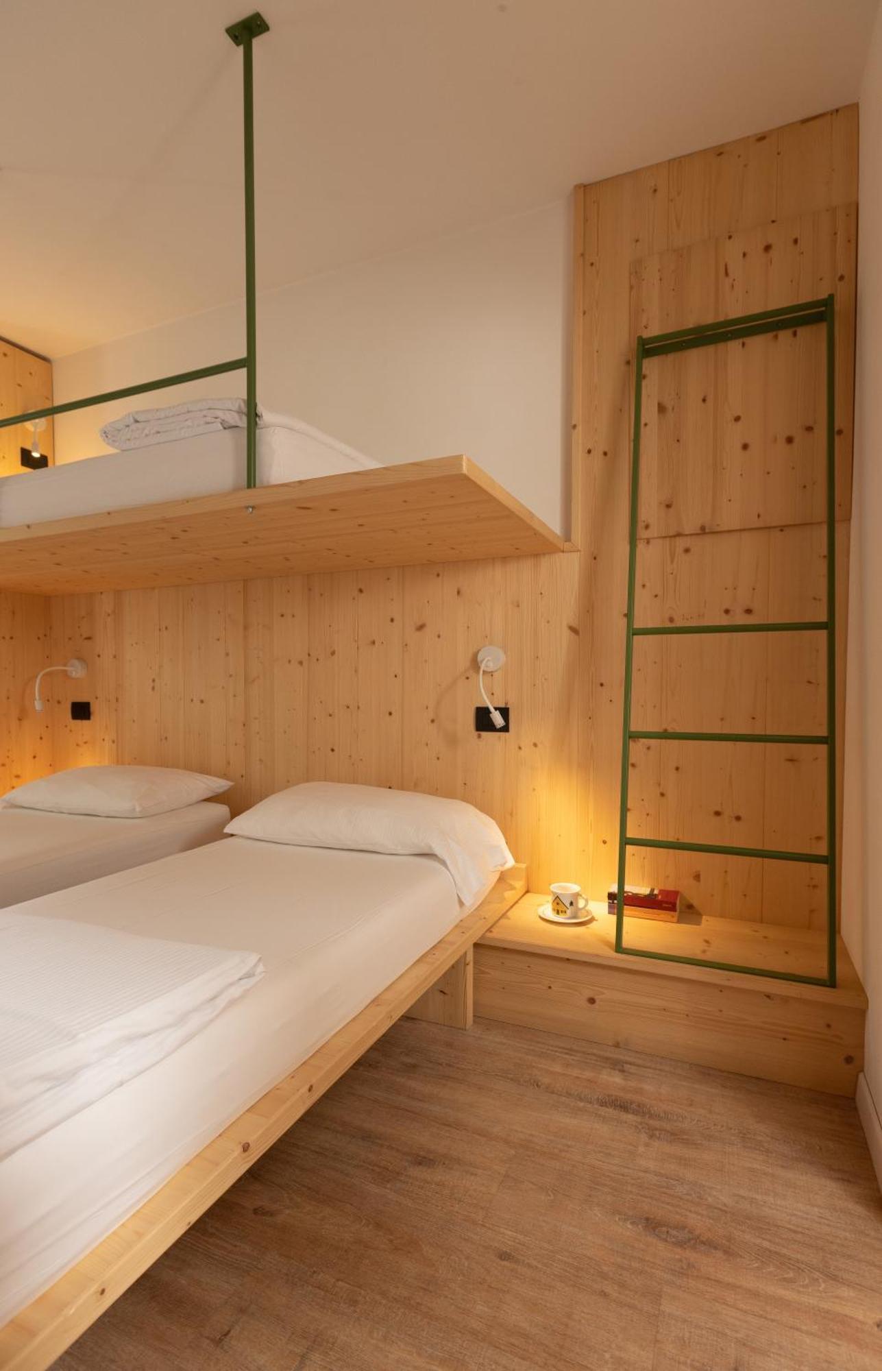 Alpino Hotel